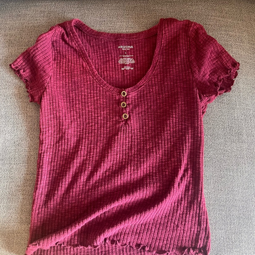 Arizona Jean Company Burgundy Ribbed Top